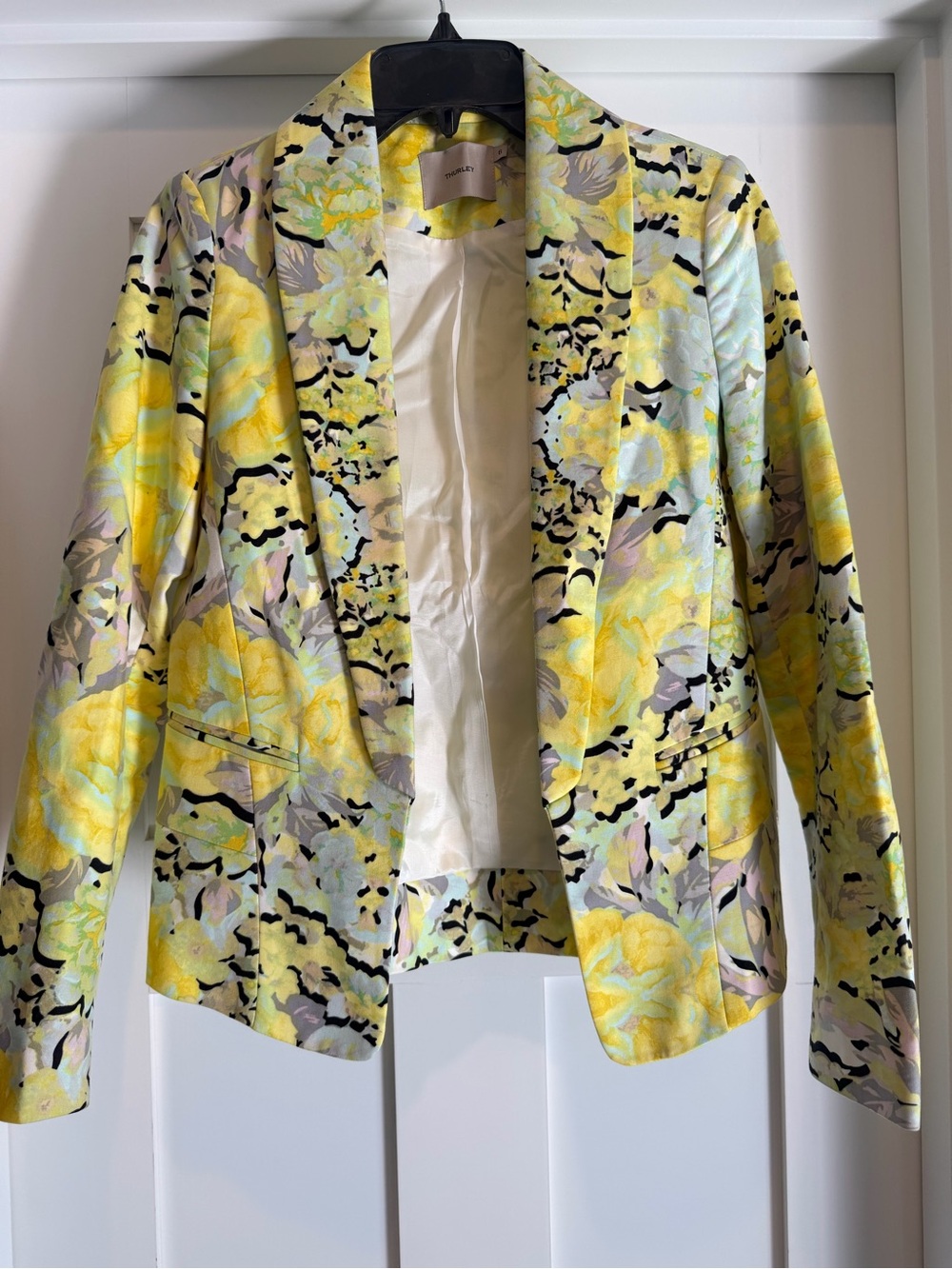 AUTH THURLEY Floral Yellow Patterned Women’s Blazer